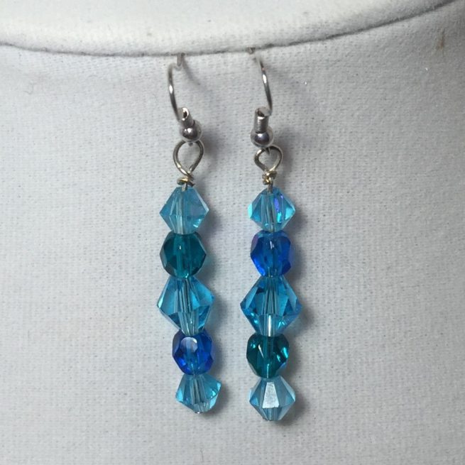 Long earrings made with crystals