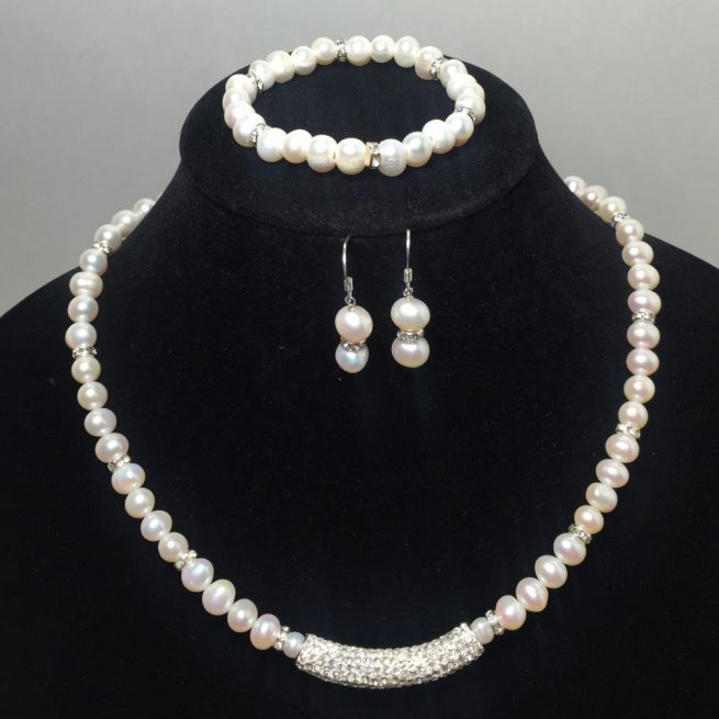 Fresh Water Pearls, Crystal and Silver Necklace, Earring and Bracelet Set