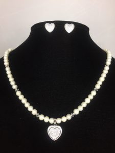 Pearls and Swarovski Crystals Necklace and Earrings